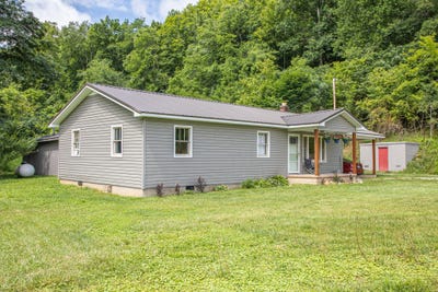 /international/us/90-trevor-lane-burkesville-ky-110109370826/