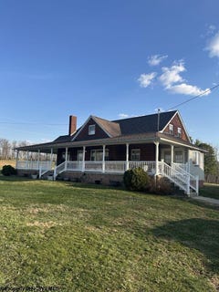 /international/us/1733-cherry-hill-road-philippi-wv-110098037272/