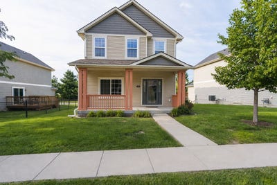/international/us/45-se-booth-avenue-waukee-ia-110107552660/