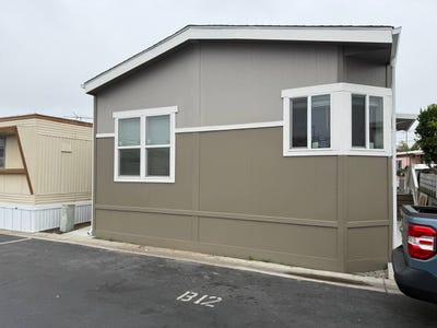 /international/us/24725-pennsylvania-avenue-lomita-ca-110099800673/