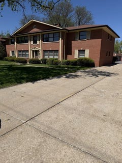 /international/us/10650-w-cermak-road-westchester-il-110108124572/