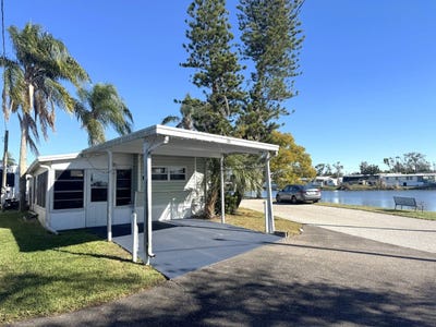 /international/us/4699-continental-drive-holiday-fl-110105218859/