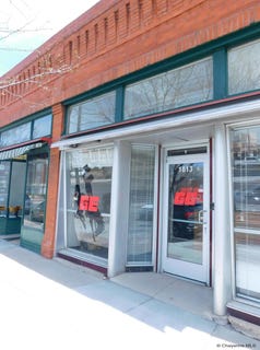 /international/us/1813-carey-ave-cheyenne-wy-110107233294/