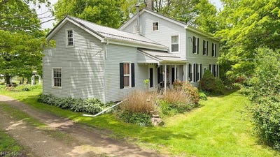 /international/us/3959-state-route-305-southington-oh-110107952050/