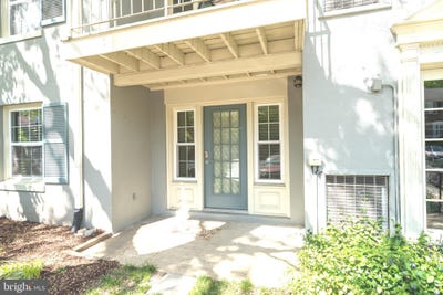 /international/us/8318-kingsgate-road-springfield-va-110099488140/