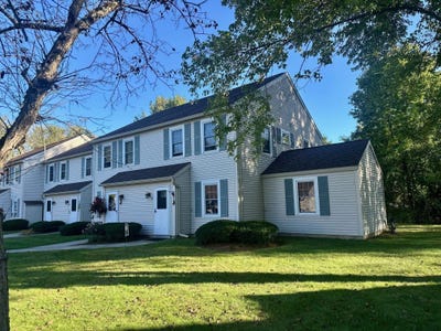 /international/us/17-brickyard-road-essex-junction-vt-110107388842/