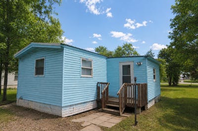 /international/us/13601-387th-avenue-aberdeen-sd-110108469347/
