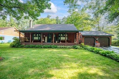 /international/us/170-butler-rd-fort-edward-ny-110107841665/