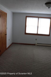 /international/us/112-1st-street-blakely-pa-110103982688/