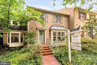/international/us/4619-4th-road-n-arlington-va-110108017175/