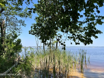 /international/us/654-s-orange-avenue-green-cove-springs-fl-110092177808/