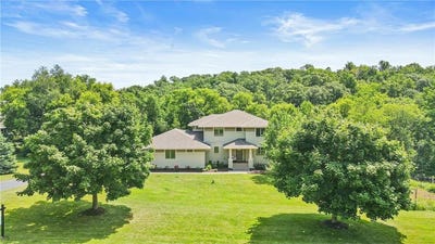 /international/us/753-regal-ridge-hudson-wi-110100480886/