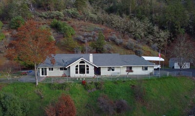 /international/us/1040-wards-creek-rd-rogue-river-or-110105362793/
