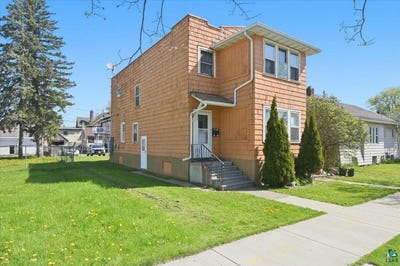 /international/us/1205-harrison-st-superior-wi-110108655076/