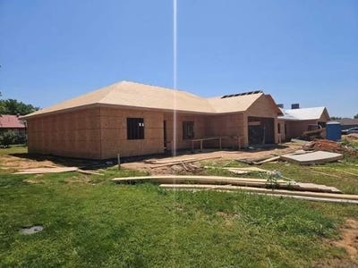 /international/us/407-osborn-dr-hennessey-ok-110107993407/
