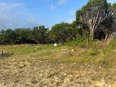 /international/us/1081-creek-crossing-road-nemo-tx-110099771660/
