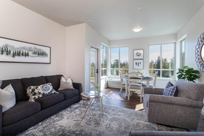 /international/us/100-woodlands-way-kalispell-mt-110108301861/
