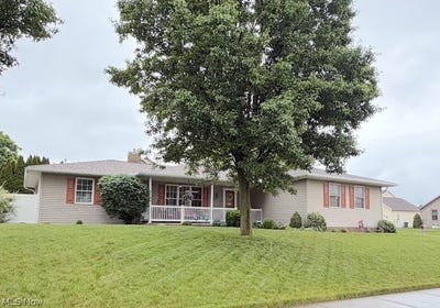 /international/us/1481-3rd-street-se-new-philadelphia-oh-110108353974/