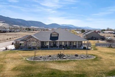 /international/us/1356-e-5200-n-cedar-city-ut-110106532539/