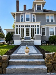 /international/us/39-forbes-place-east-haven-ct-110107735544/