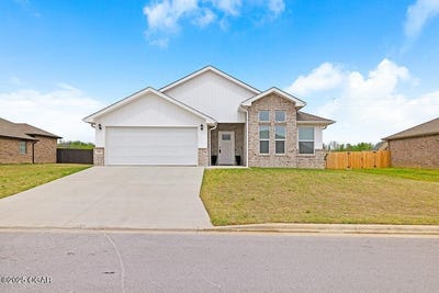 /international/us/2306-n-greystone-square-webb-city-mo-110101220224/