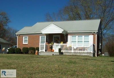 /international/us/2716-westover-dr-danville-va-110107636367/