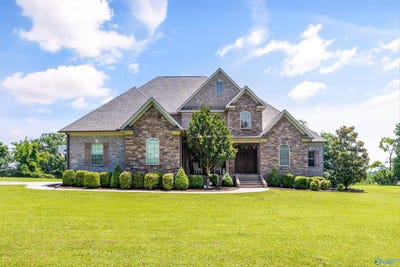 /international/us/236-county-road-169-moulton-al-110100618076/