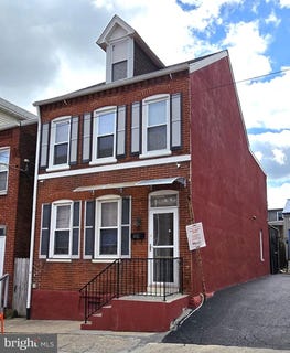/international/us/642-lafayette-street-lancaster-pa-110107752301/
