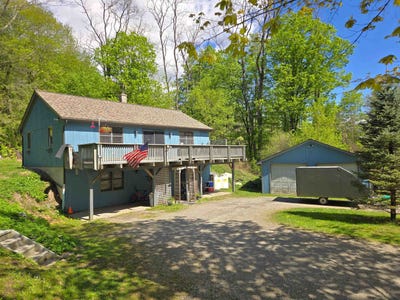 /international/us/255-guilford-street-brattleboro-vt-110107963709/
