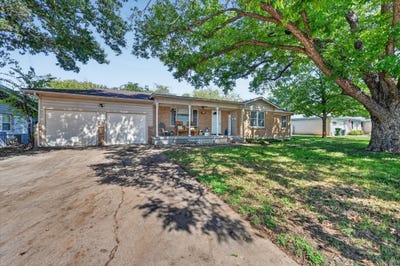 /international/us/15-page-street-hurst-tx-110120423495/