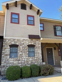 /international/us/2410-s-2nd-street-waco-tx-110103415831/