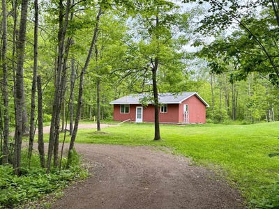 /international/us/3799-county-road-132-kettle-river-mn-110109000122/