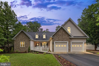 /international/us/126-yorktown-boulevard-locust-grove-va-110108350787/