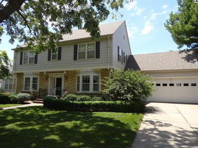 /international/us/410-s-walnut-st-mcpherson-ks-110093075551/