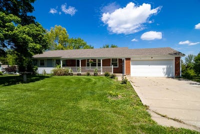 /international/us/1311-east-grand-ave-cameron-mo-110108123895/