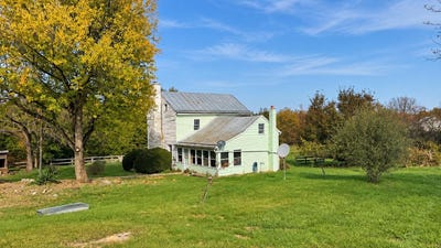/international/us/157-brannertown-ln-new-market-va-110120898187/