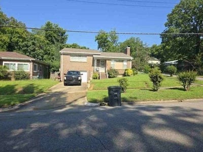 /international/us/960-center-n-st-birmingham-al-110101124377/