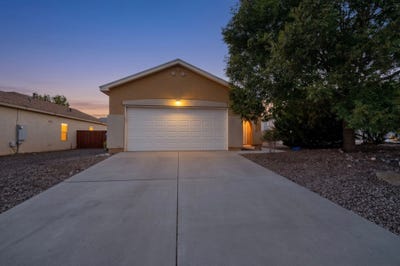 /international/us/1015-el-prado-st-nw-rio-rancho-nm-110120663992/