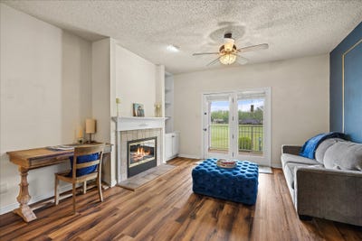 /international/us/8511-westover-court-granbury-tx-110107403934/