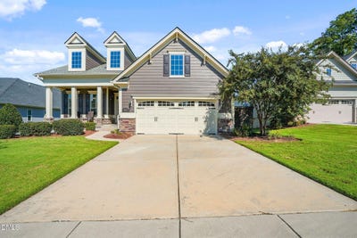 /international/us/2522-cedar-hedge-court-apex-nc-110120149358/
