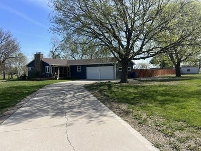 /international/us/1909-n-university-rd-vermillion-sd-110107786122/