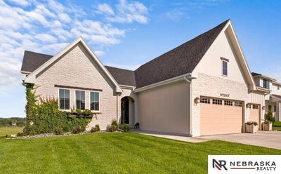 /international/us/11007-n-159th-avenue-bennington-ne-110110317393/