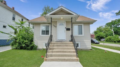 /international/us/700-s-6th-avenue-maywood-il-110105331813/