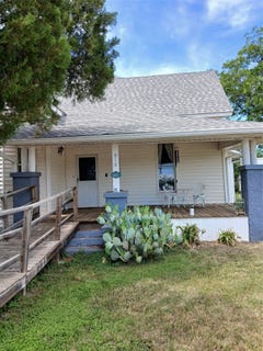 /international/us/916-austin-street-coleman-tx-110108091461/