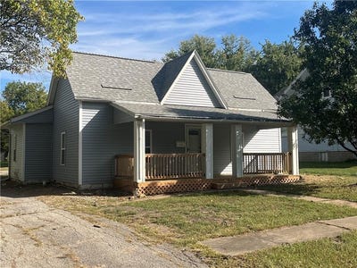 /international/us/406-s-3rd-street-odessa-mo-110120121092/