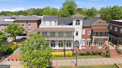 /international/us/3132-hill-street-duluth-ga-110107734582/