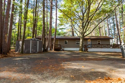 /international/us/8573-hower-rd-minocqua-wi-110102906432/