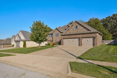 /international/us/2275-n-citation-avenue-springfield-mo-110120496901/