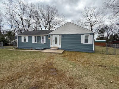 /international/us/5772-oak-street-oscoda-mi-110107857453/