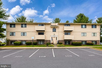 /international/us/12421-hickory-tree-germantown-md-110107651906/
